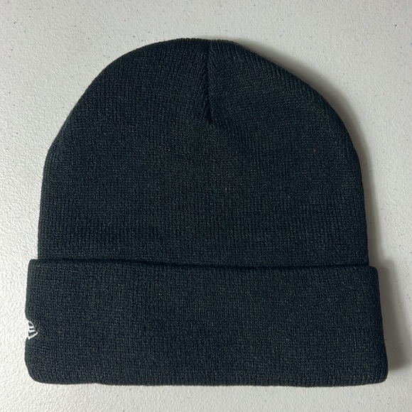 New England Patriots Winter Beanie - Picture 3 of 4